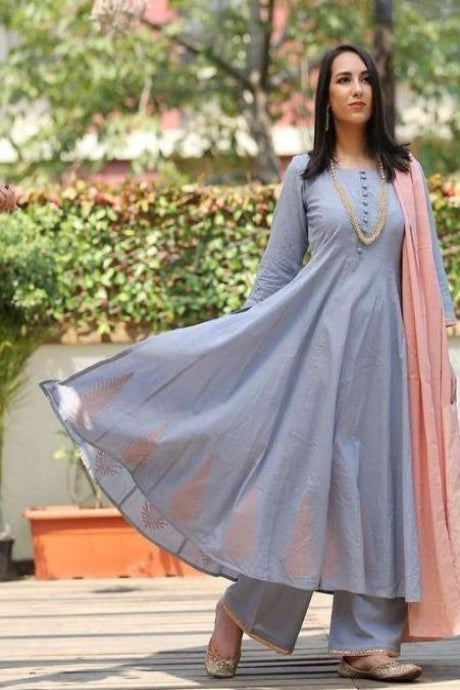 Gray Color Digital Printed Pure Jacquard Silk Reyon Kurti Plazzo