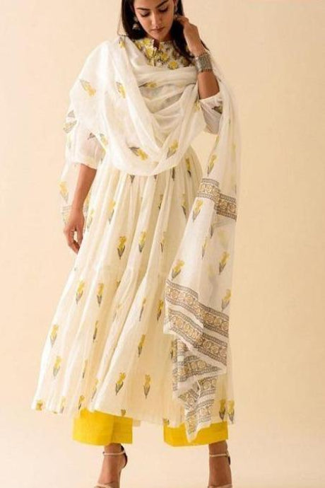 White Color Regular Wear Digital Heavy Printed Pure Kurti Plazzo