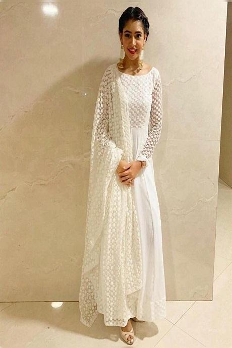Stylish Soft Cotton Silk White Color Anarkali Flared Gown In Low Rate