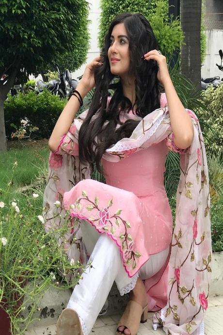 Light Pink Color Festival Wear Pure Silk Salwar Kameez