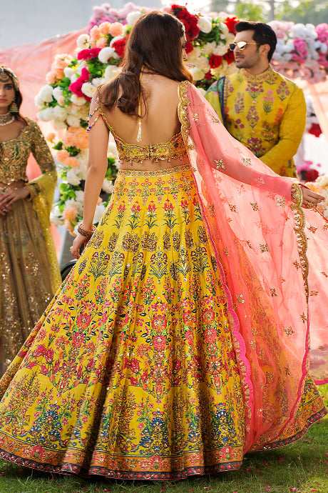 yellow color Sabyasachhi Embroidery Designer Beautiful Silk Lehenga Choli for bride