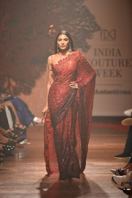 Desirable Designer Silk Mirror red color sarees for women