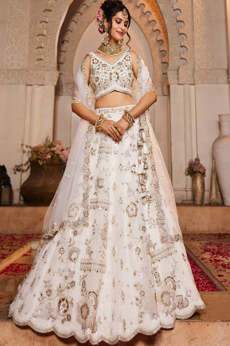 white color Paper Silk Box Pattern Round Lehenga Design for bride