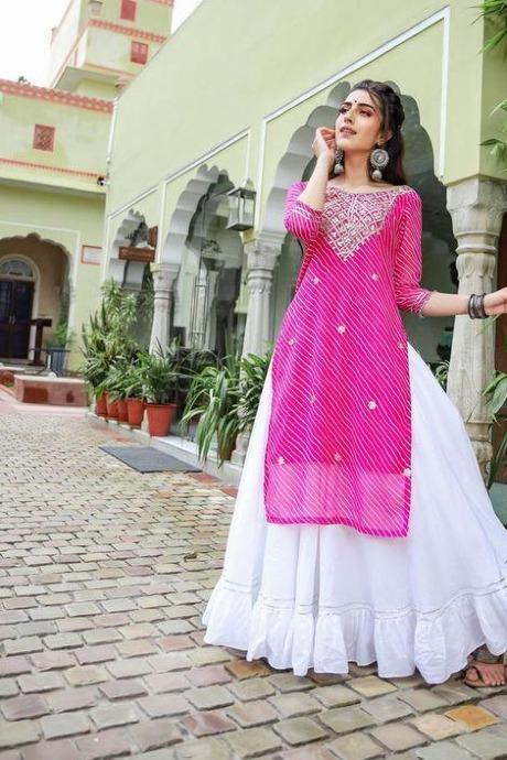 Light Pink Color Designer Printed Kurti and Sarara