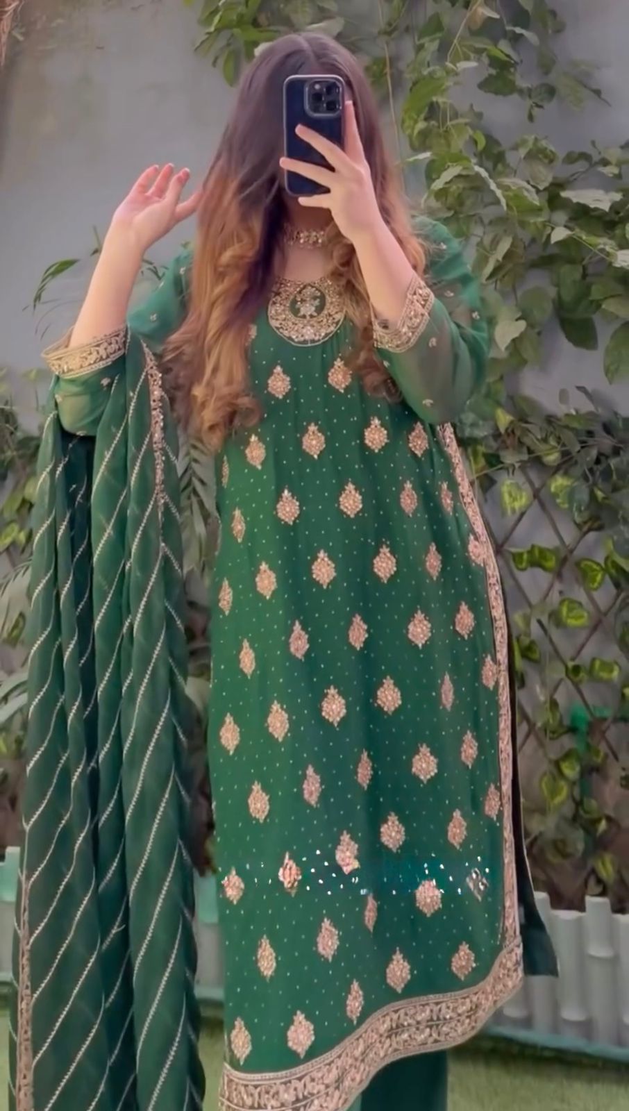 green Color Festival Wear Salwar Kamezz Ladies