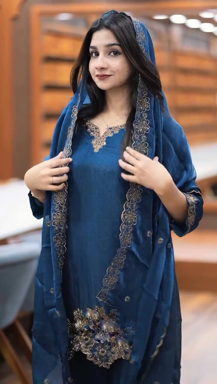 Pure Georgette Floral Hand Work Salwar Kameez