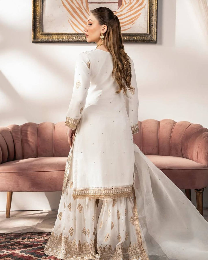 white Color Salwar kameez for women