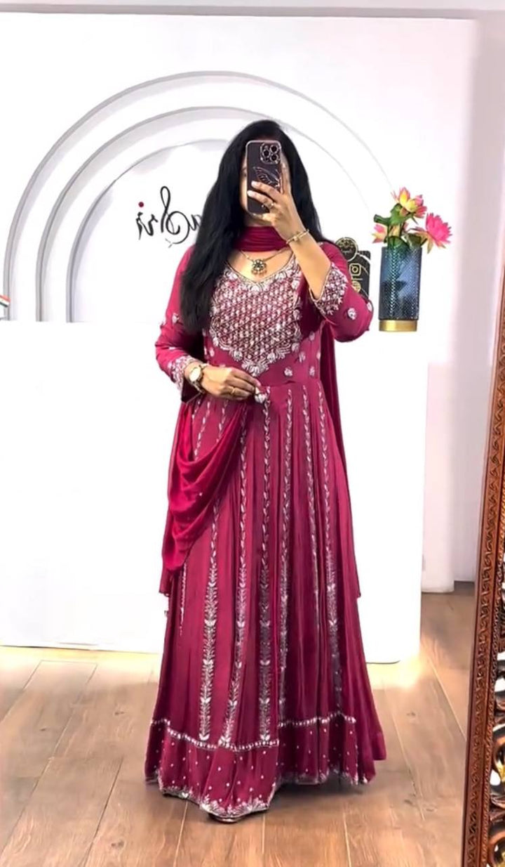 Attractive pink Color Designer Printed Online Gown
