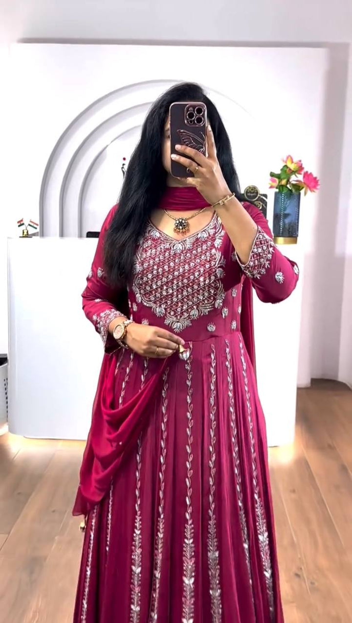 Attractive pink Color Designer Printed Online Gown