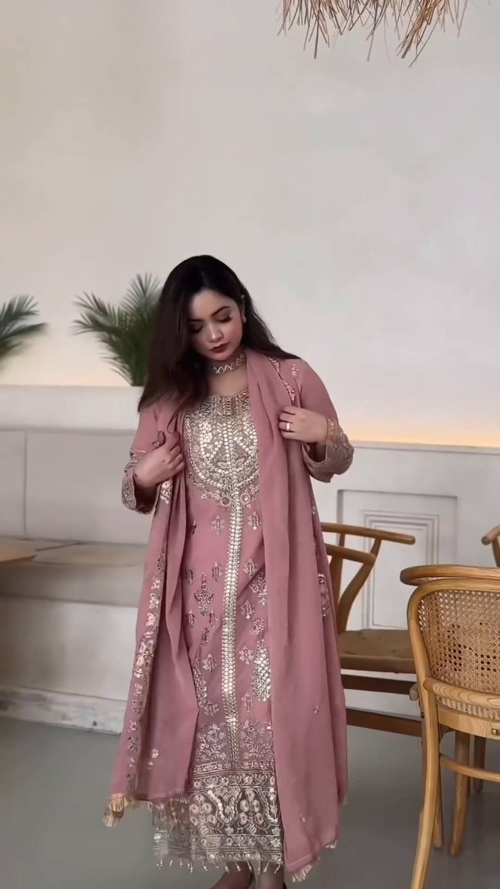 Fashionable pink Color Fancy Printed Salwar kameez for girls