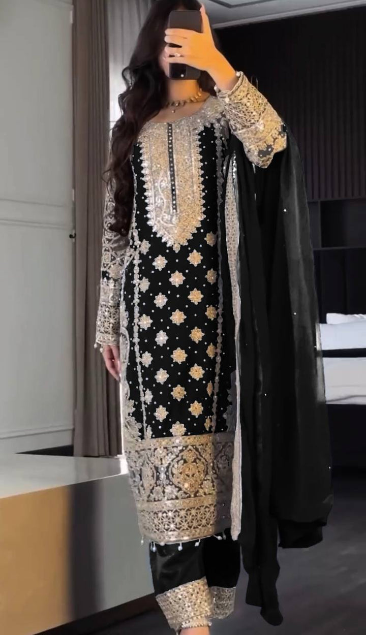 Desirable black Color Fancy Bollywood Salwar kameez for girls