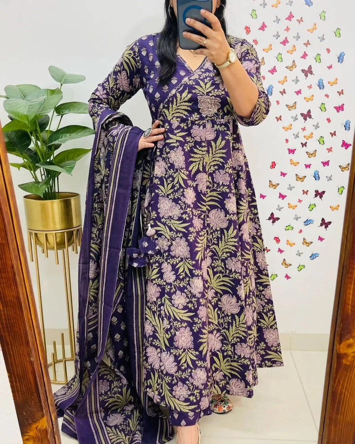 Rangrasiya Purple Bloom Set