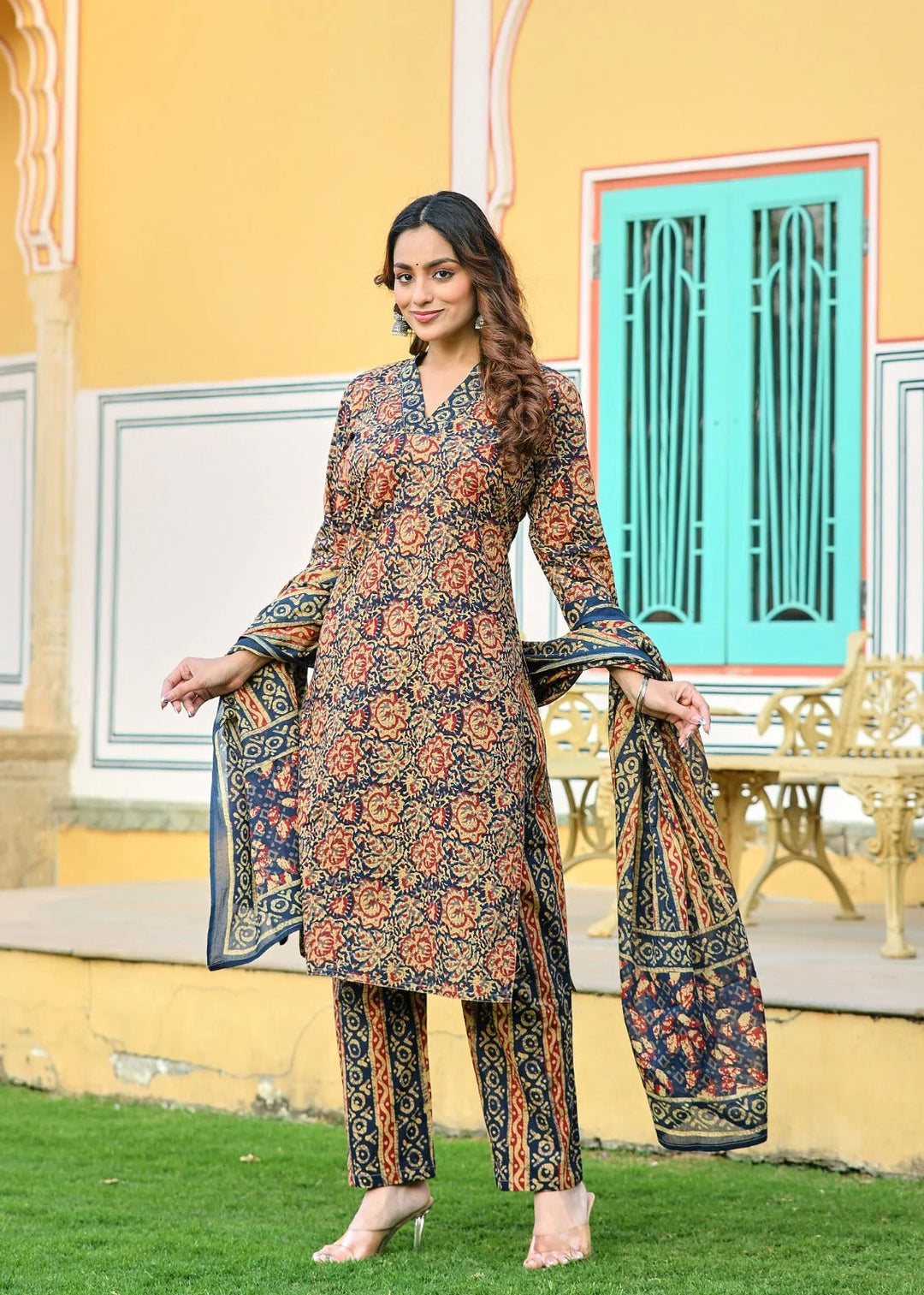 Urban Grace Straight Cotton Suit Set