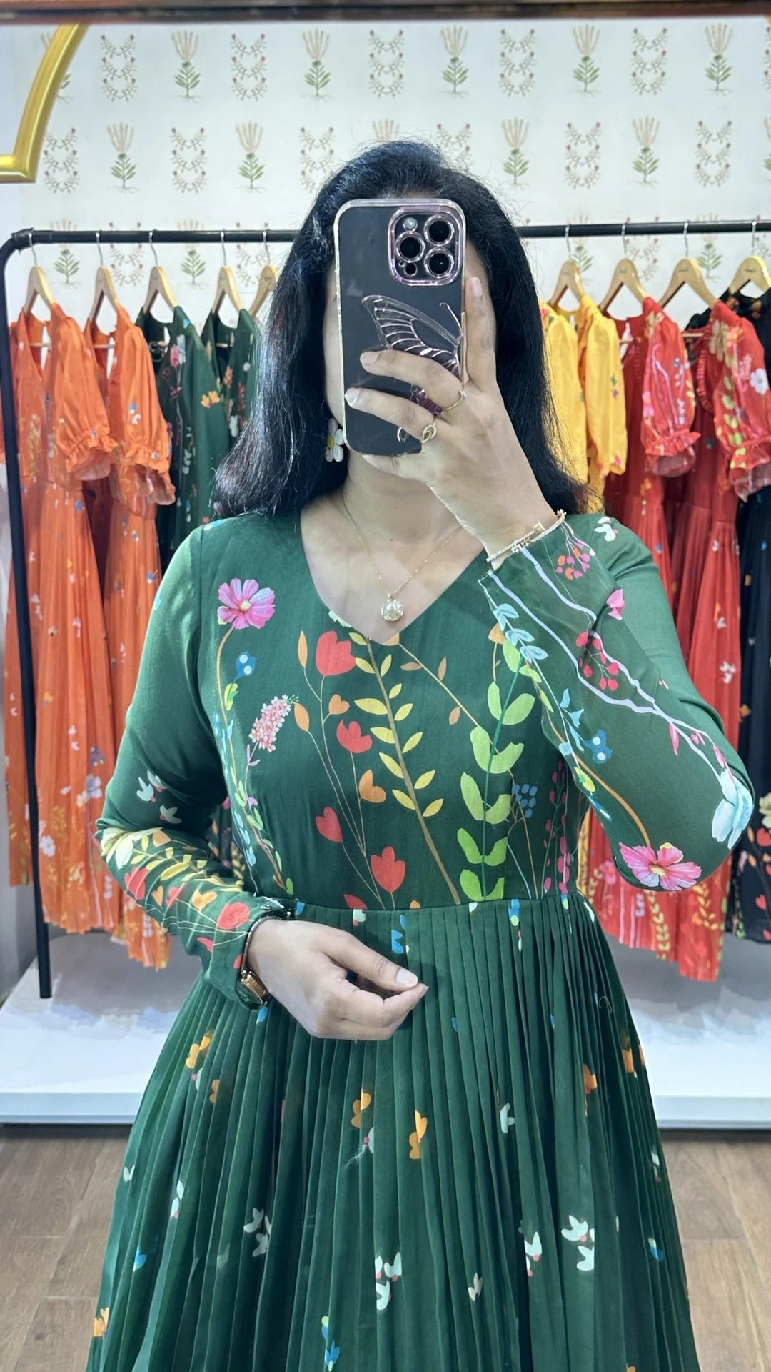 Aadhya  Green