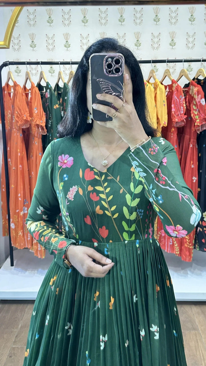 Aadhya  Green