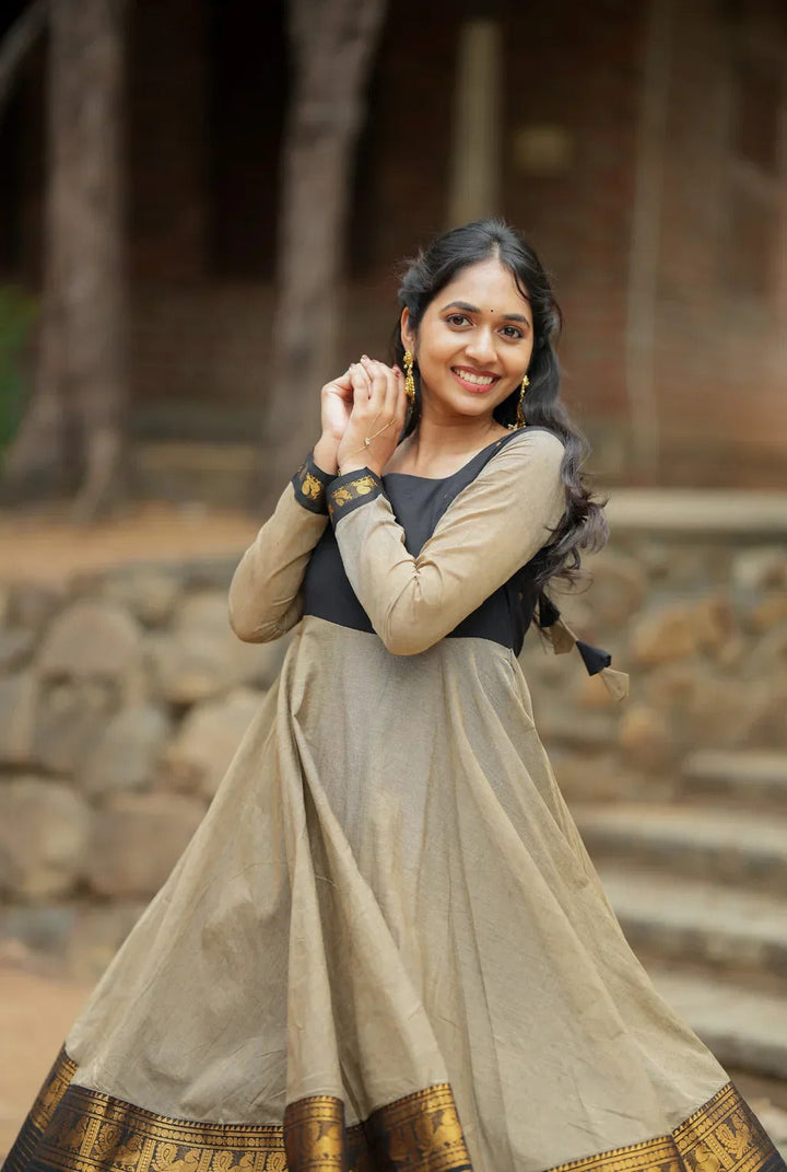 Kurti House -Black