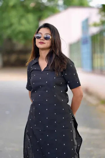 Stuty Handloom Cotton Coord Set In Black