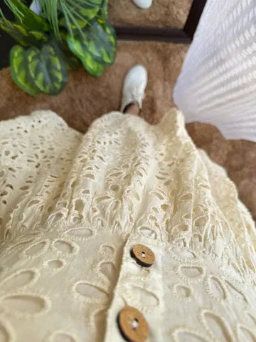 Beautiful Hakoba In Big Flower Holes