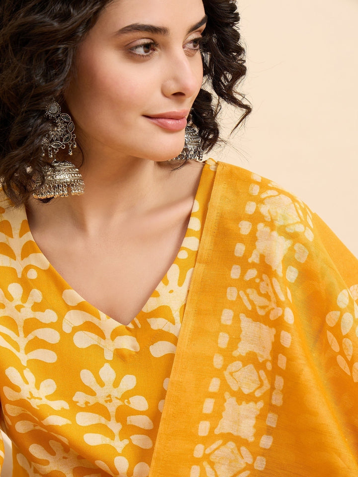 Women€™s Viscose Yellow Straight Kurta and Pant Set with Dupatta