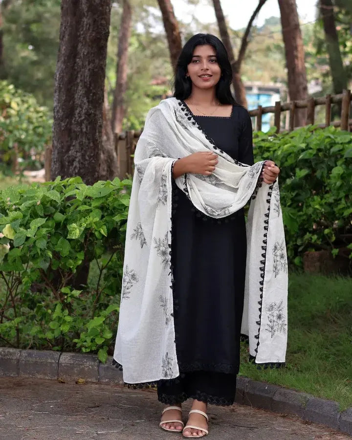 Soft Cotton Kota Doria Suit With Lining And Embroidered Dupatta