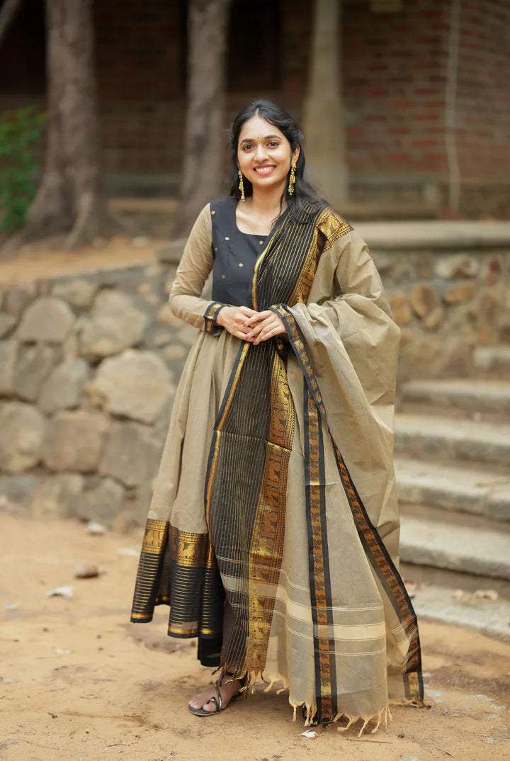 Kurti House -Black