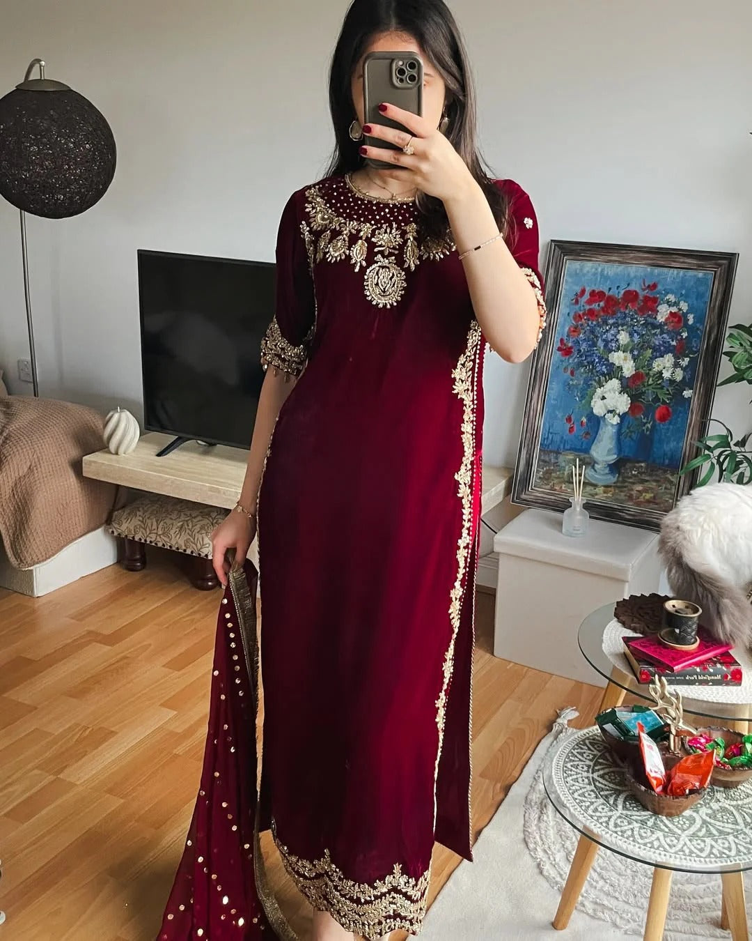 Reds & velvets Suit for the winter
