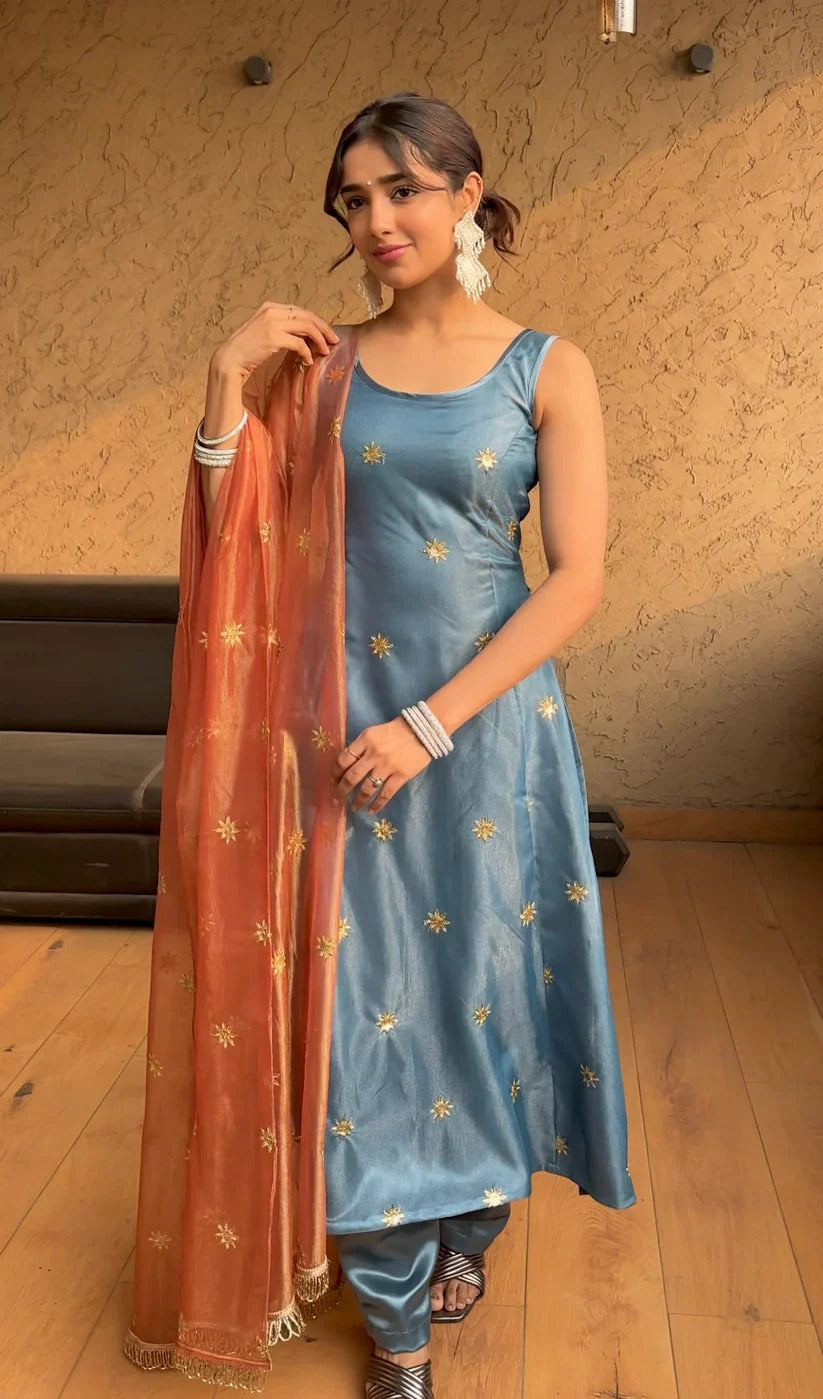 Matakkali Suit Set