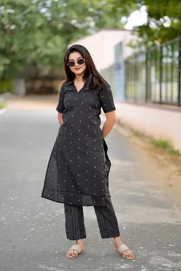 Stuty Handloom Cotton Coord Set In Black