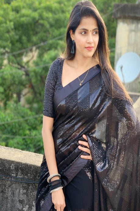 black color Attractive Printed Printed saree for women