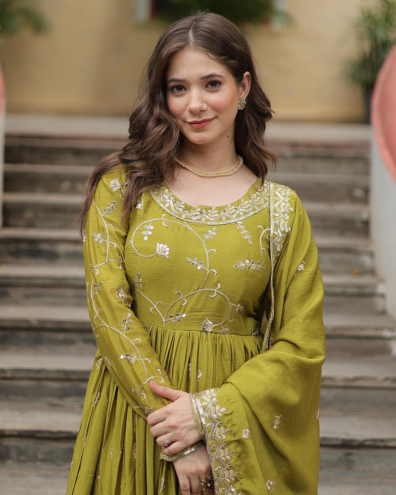 green Colored Occasional Wear Acttress Wear Three Piece