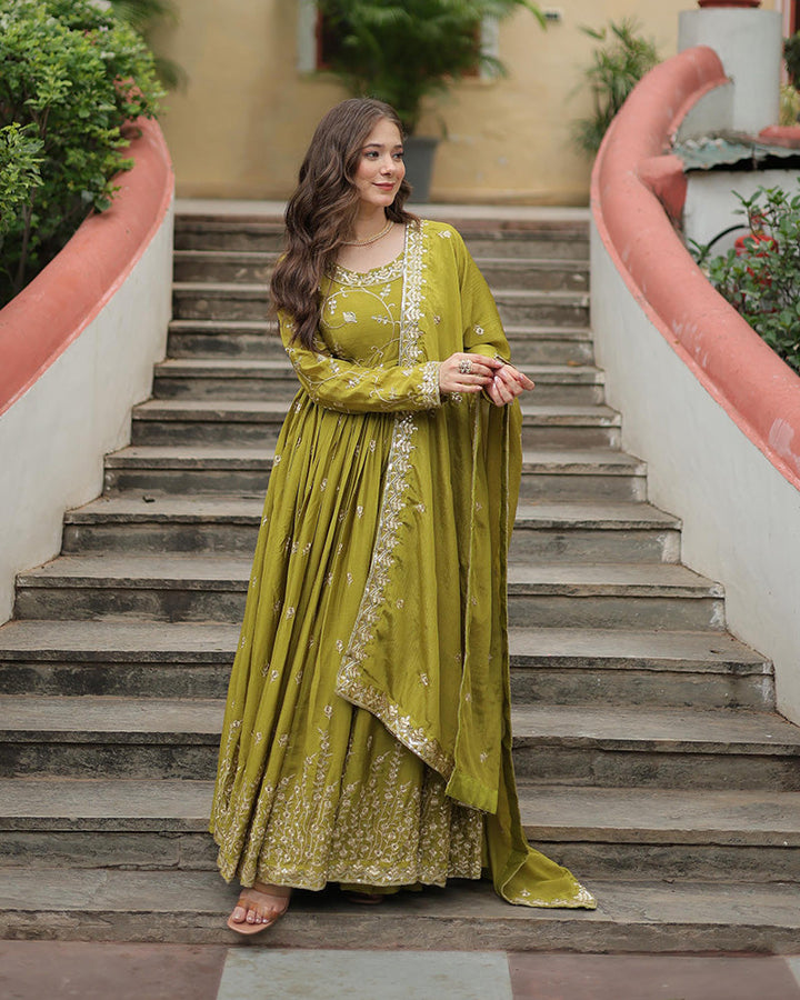 green Colored Occasional Wear Acttress Wear Three Piece