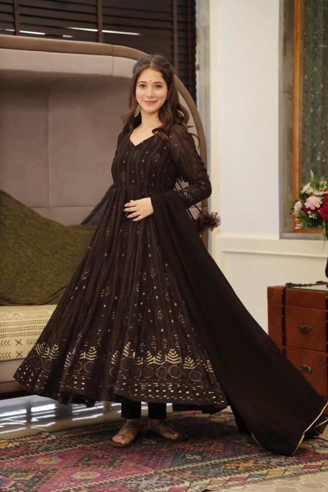 Beautiful Designer Party Wear Trendy Long Gown for girls