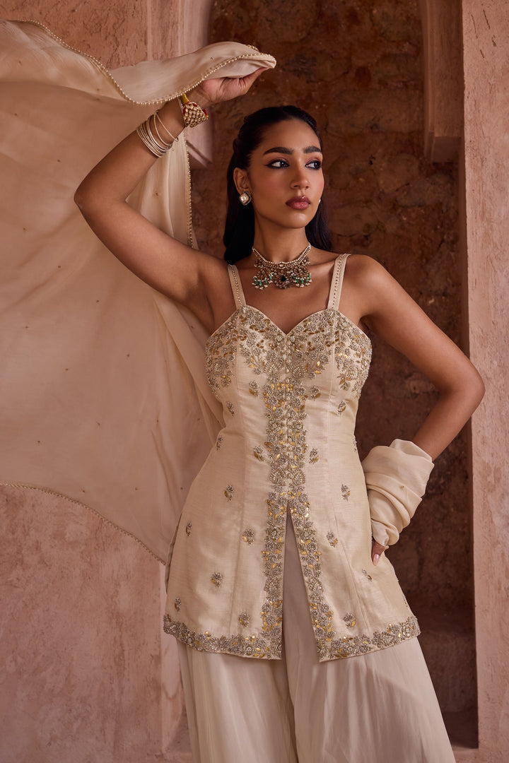 Velvet Mirror white color Salwar Suits Online