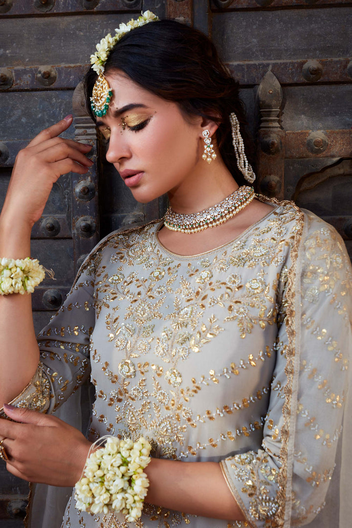 white color Georgette Salwar Suits online Design