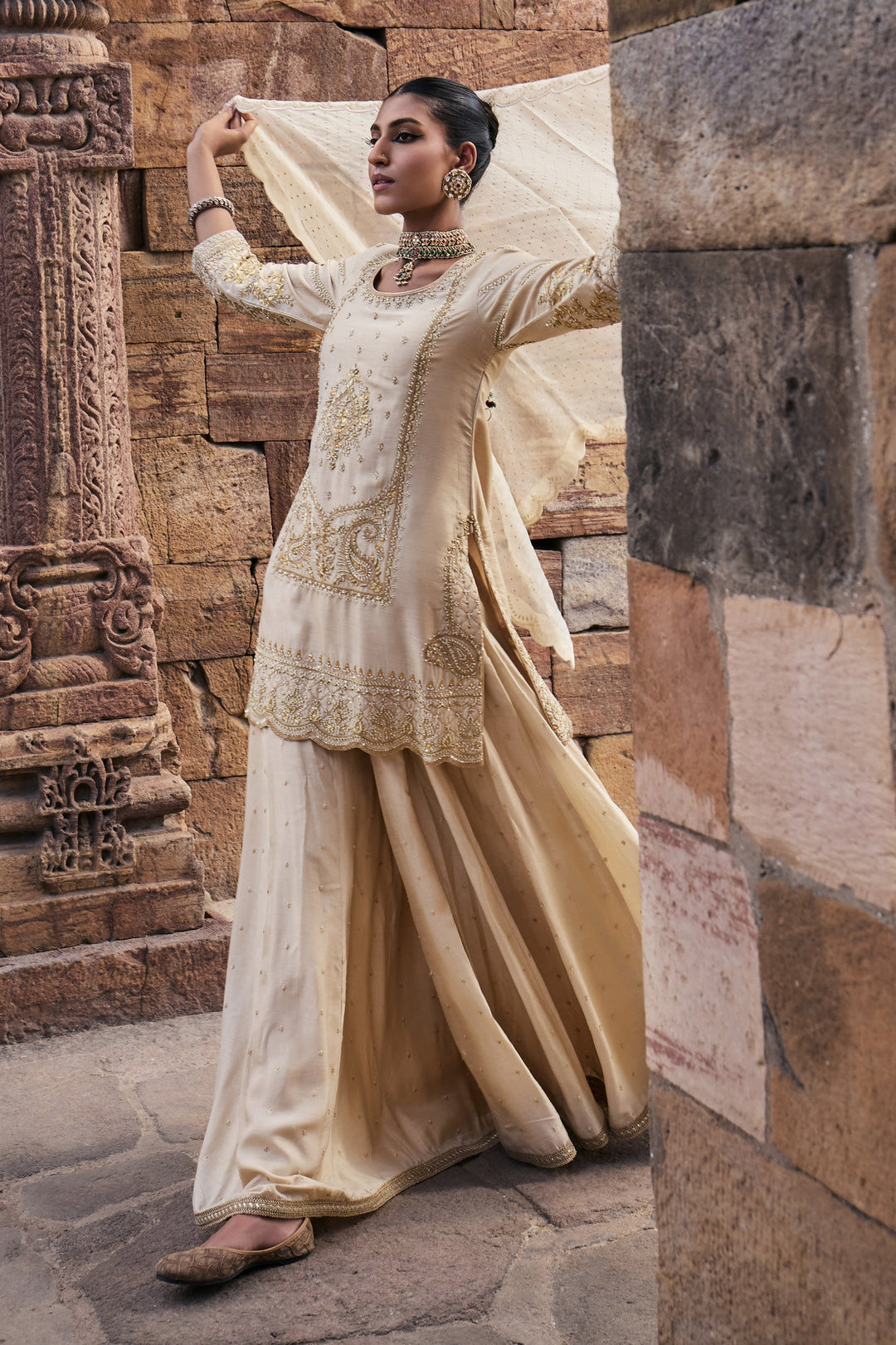 white Color Creative Designer Festival Heavy Salwar Kameez Desgins